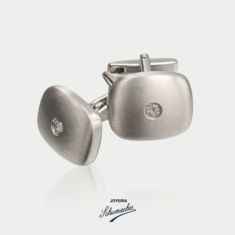 Mancornas_gemelos_en_oro_blanco_mate_rectangular_con_diamantes_Joyeria_Schumacher