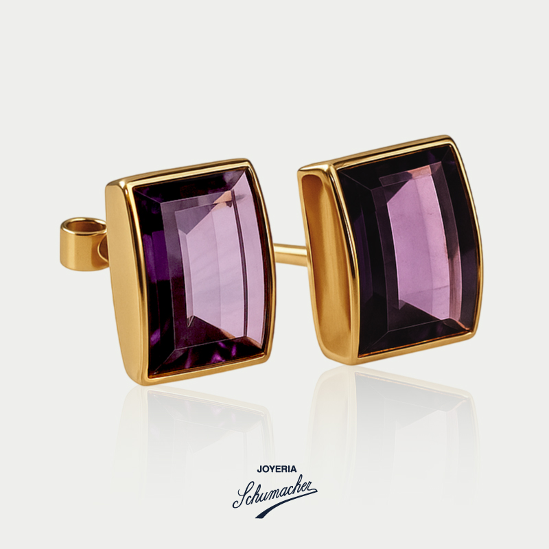 Aretes_en_oro_amarillo_con_amatista_Joyeria_Schumacher