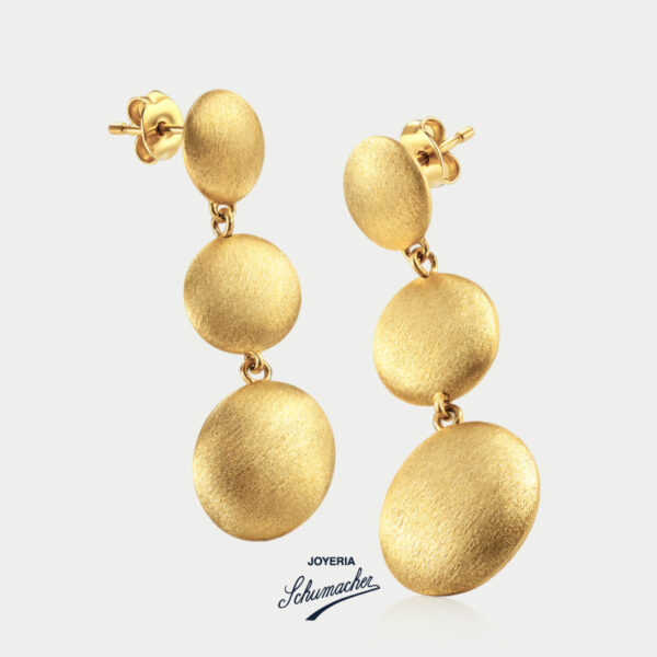 Aretes en oro amarillo terminación mate, diseño tres gotas | Joyería Schumacher