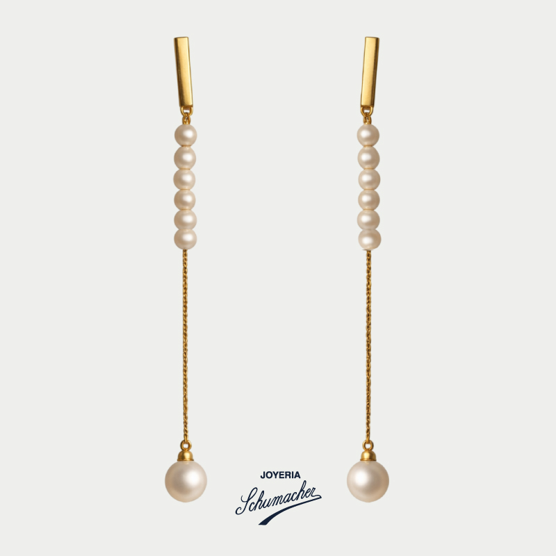 Aretes_largos_en_oro_amarillo_con_perlas_Joyeria_Schumacher