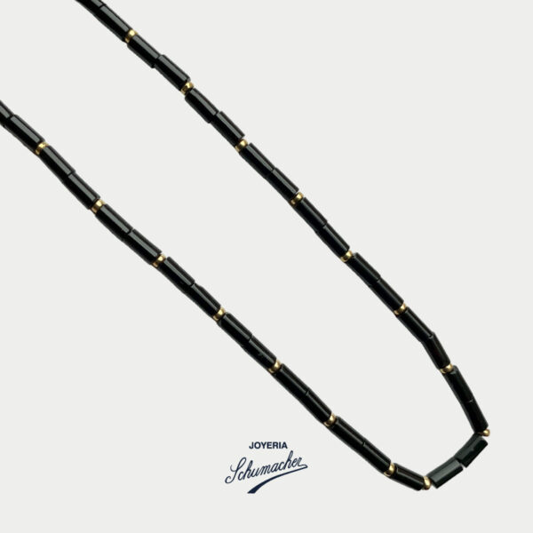 Collar en oro amarillo con ónix rectangular | Joyería Schumacher