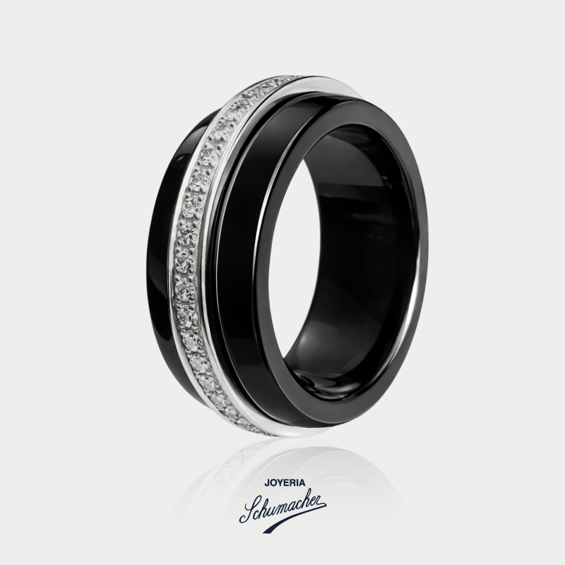Anillo_en_ceramica_negra_con_oro_blanco_Joyeria_Schumacher