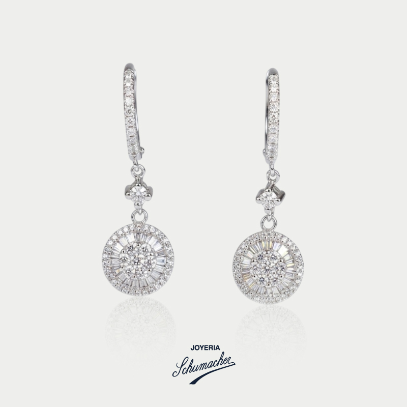 Aretes_en_oro_blanco_con_diamantes_y_trapecios_Joyeria_Schumacher