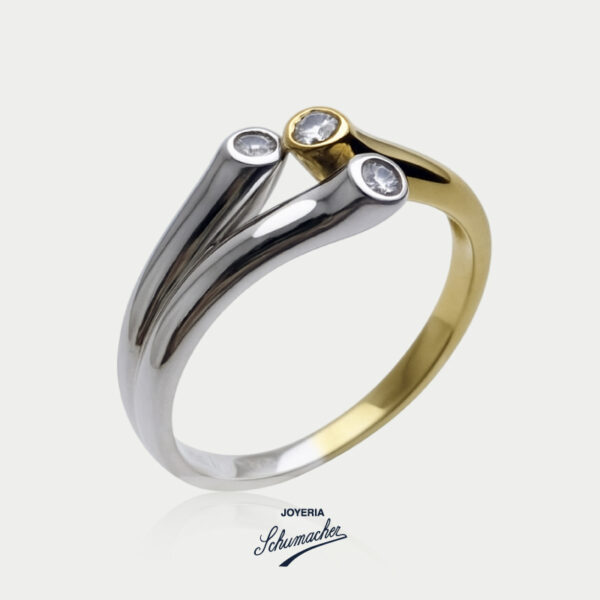 Anillo en oro amarillo y oro blanco con tres brillantes, diseño kindness | Joyería Schumacher