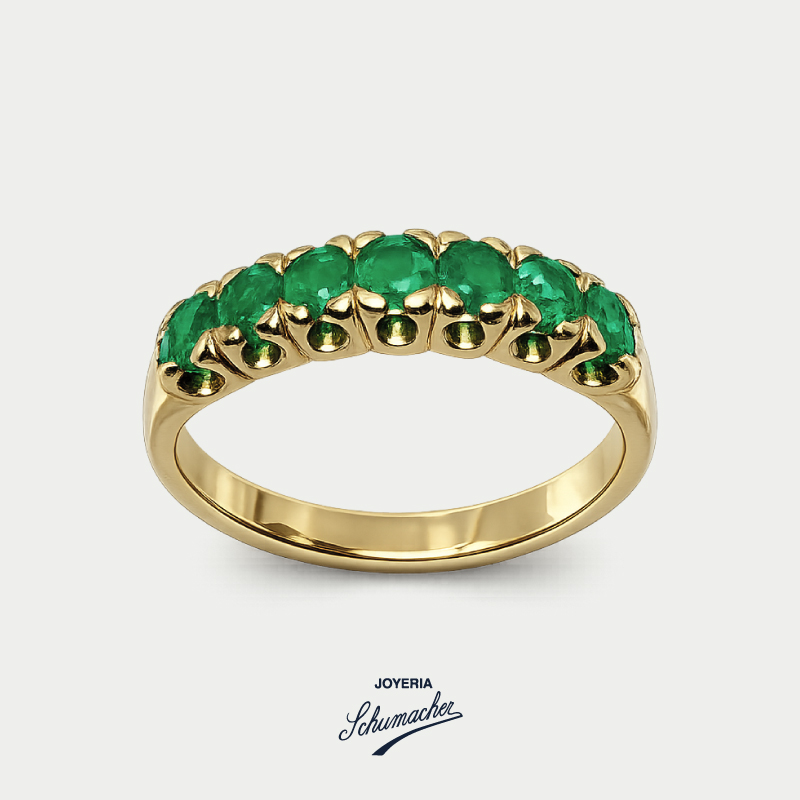 Anillo_en_oro_amarillo_con_siete_esmeraldas_redondas_Joyeria_Schumacher